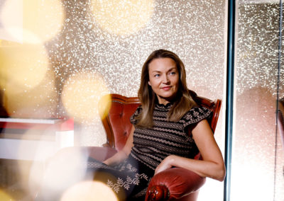 ”Brändätessä roiskuu”, sanoo toimittajien sosiaalisen median maineenhallinnasta väitellyt Marika Paaso