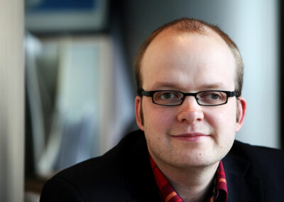 Hesari personoi mutta haluaa välttää kuplautumista