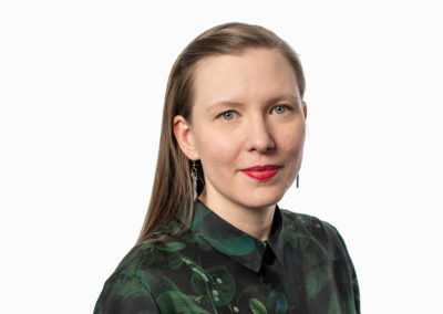 Nimitys: Vuoden journalistinen pomo Aino Heikkonen hyppäsi toimittajaksi ja otti tuottajan työstään oppia alaistaitoihinsa