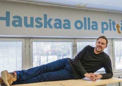 Journalismin jättäneet: Merkityksellistä työtä tehdään muuallakin kuin mediassa ja alalla olisi parannettavaa johtamisessa