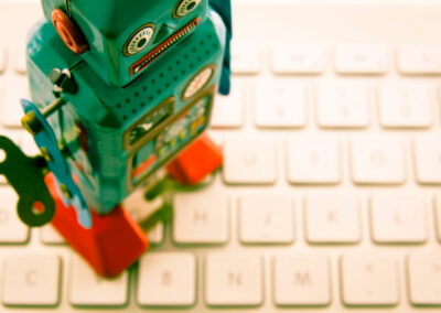 Pääkirjoitus robotin kynästä