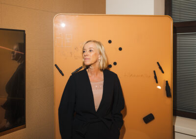 Talvesta tulee viileä myös media-alalla: Viestimedian Anu Nissisen mukaan kulujen nousulla on iso vaikutus