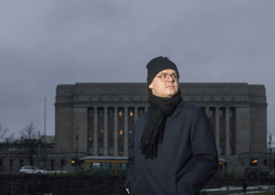 Eduskuntatoimittaja Erno Laisi toivoo politiikan journalismilta moniäänisyyttä: ”Usein huomaa sopuli-ilmiön” 