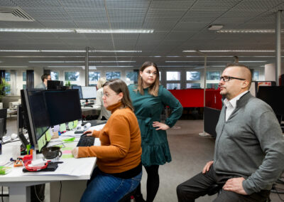 Karjalainen suuntaa nyt kaiken sisältönsä alle 50-vuotiaille: Tätä varten se jakoi toimituksen itseohjautuviin tiimeihin, jotka tekevät juttuja valituille kohdeyleisöille